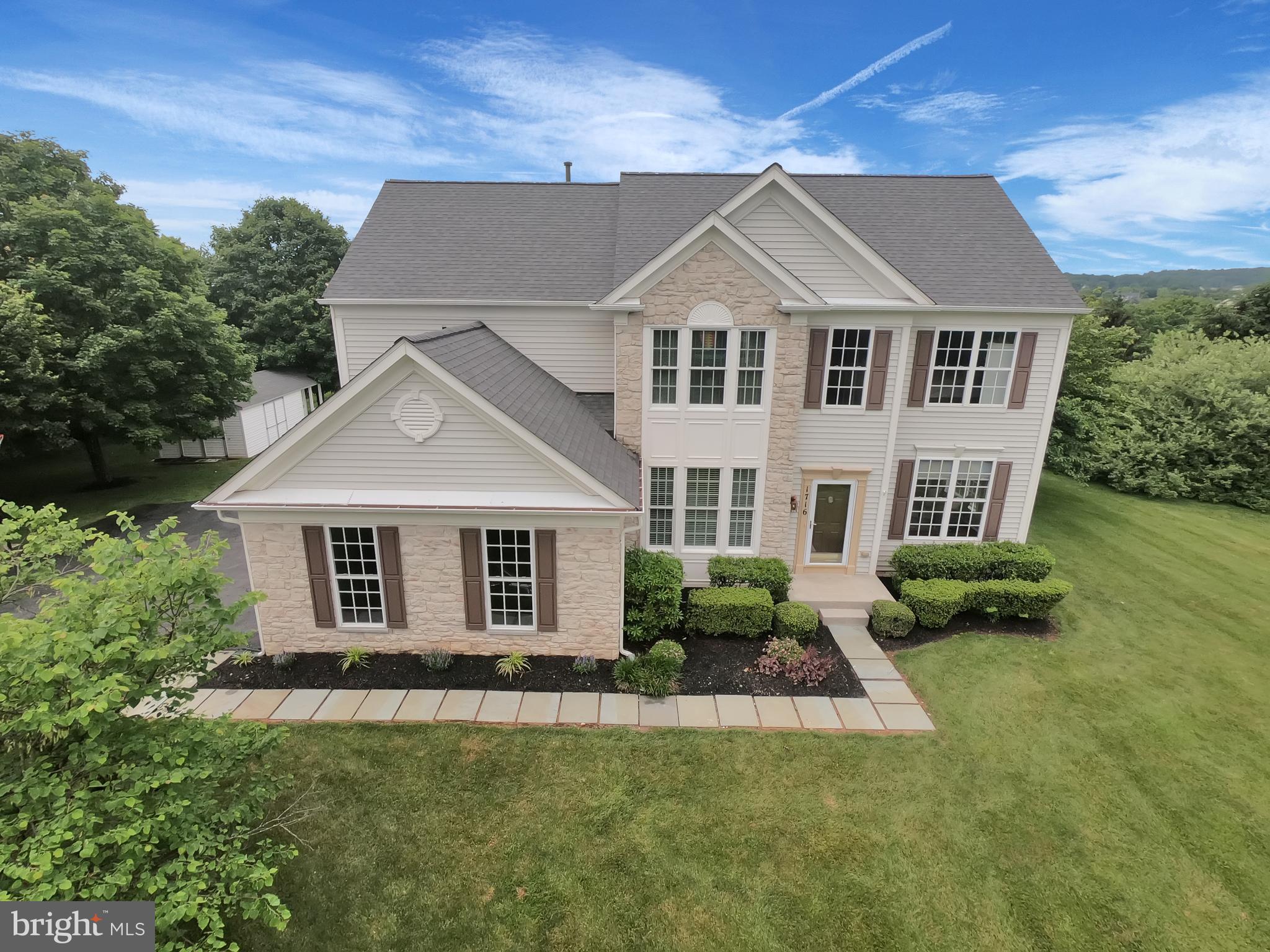 CATTAIL WOODS - Residential