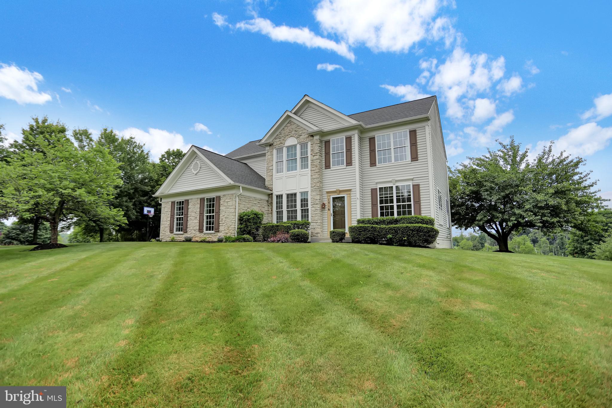 CATTAIL WOODS - Residential