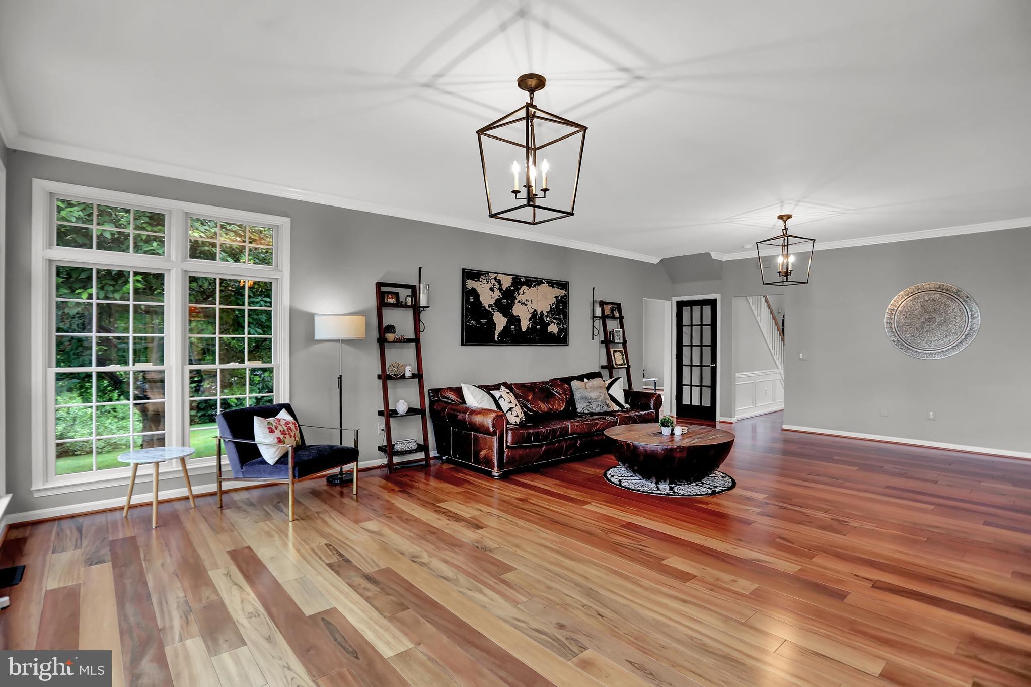 CATTAIL WOODS - Residential