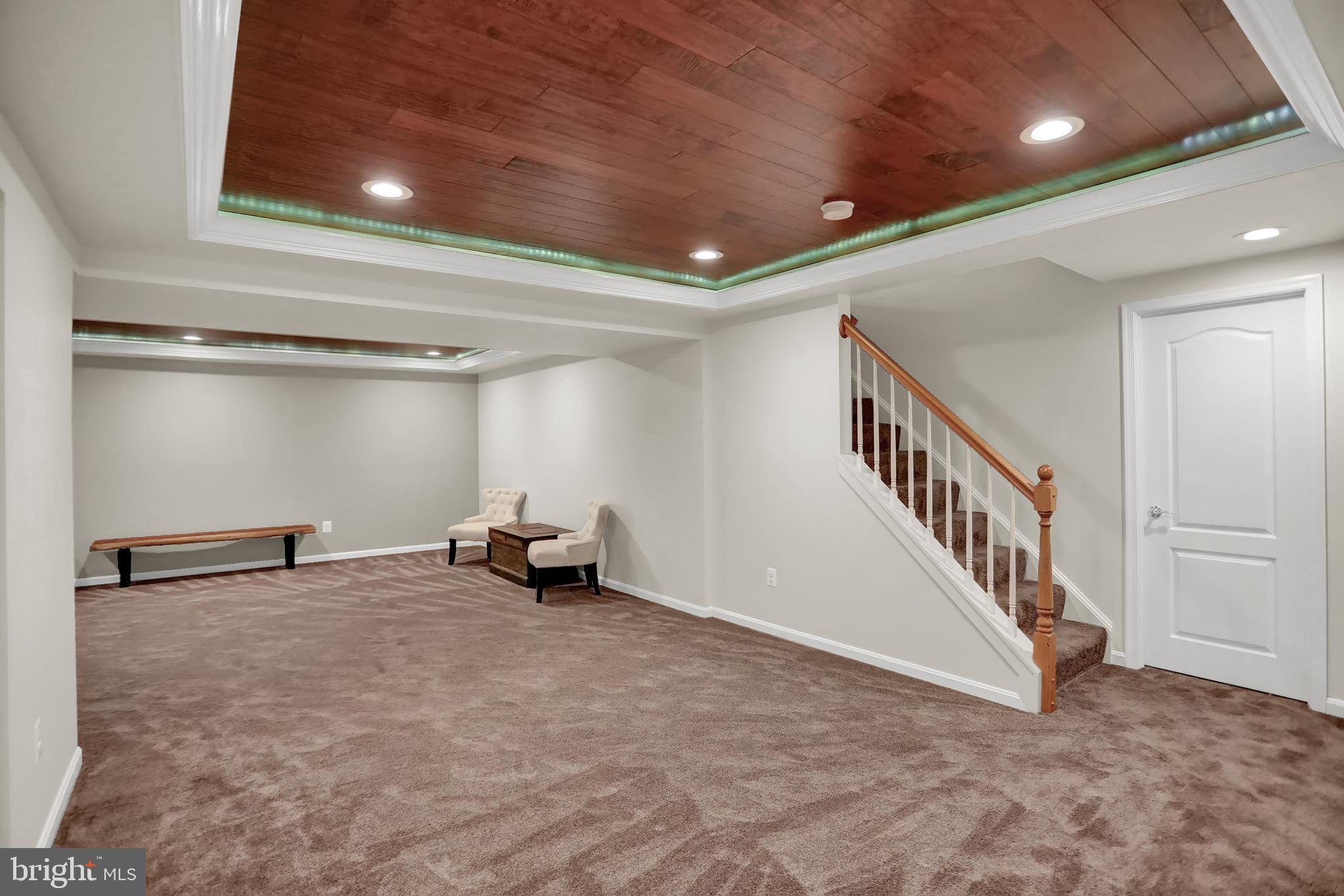 CATTAIL WOODS - Residential