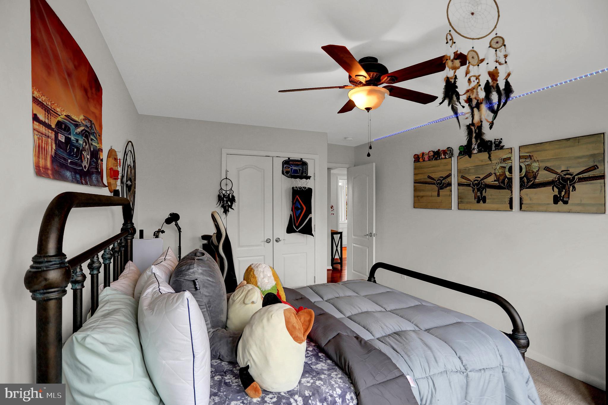 CATTAIL WOODS - Residential