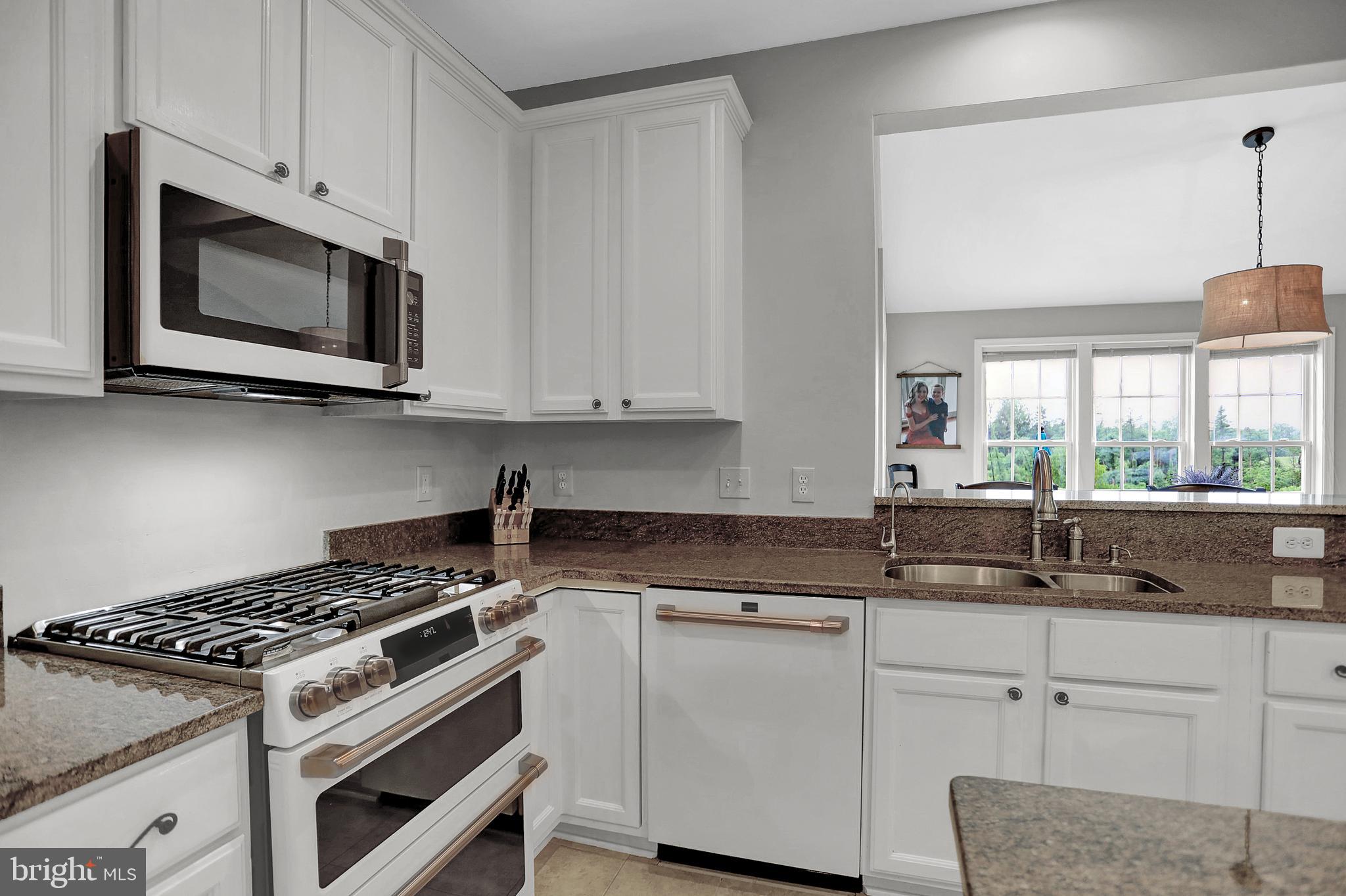 CATTAIL WOODS - Residential