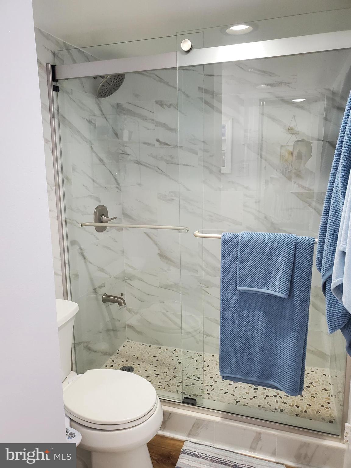 THE FOUNTAINS - Residential Lease