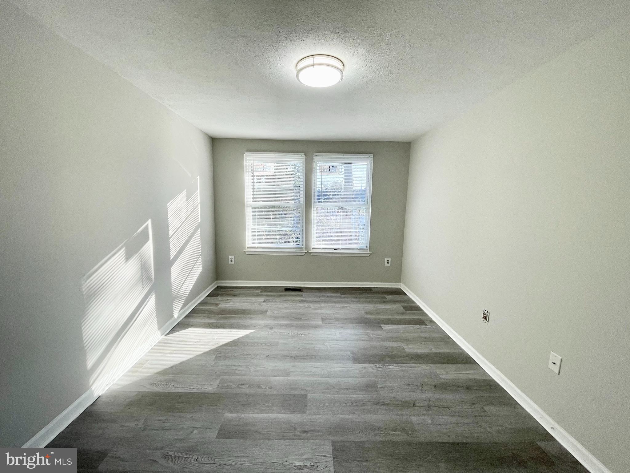 CHURCHILL TOWN SECTOR - Residential Lease