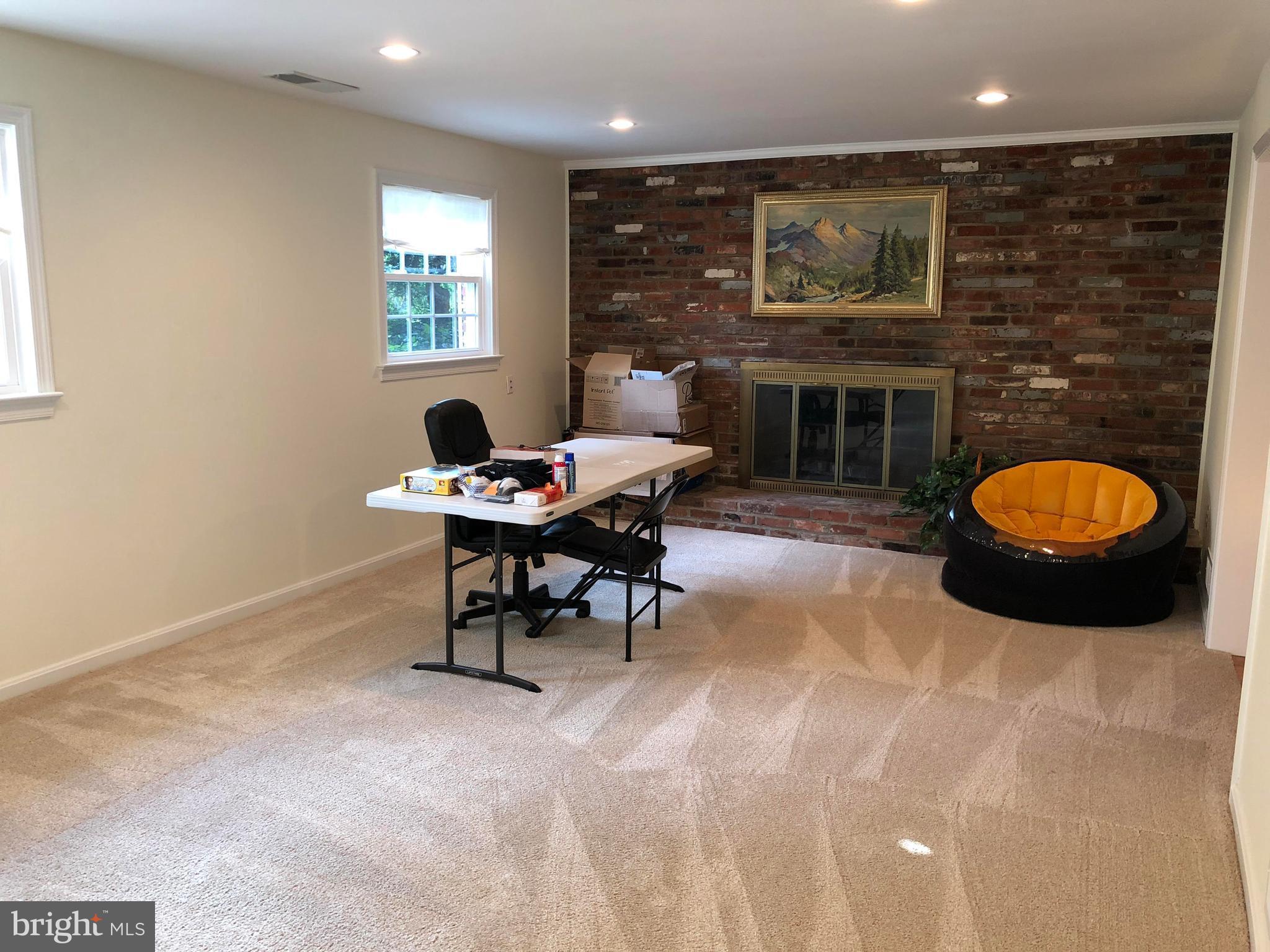 WESTBURY HEIGHTS - Residential Lease