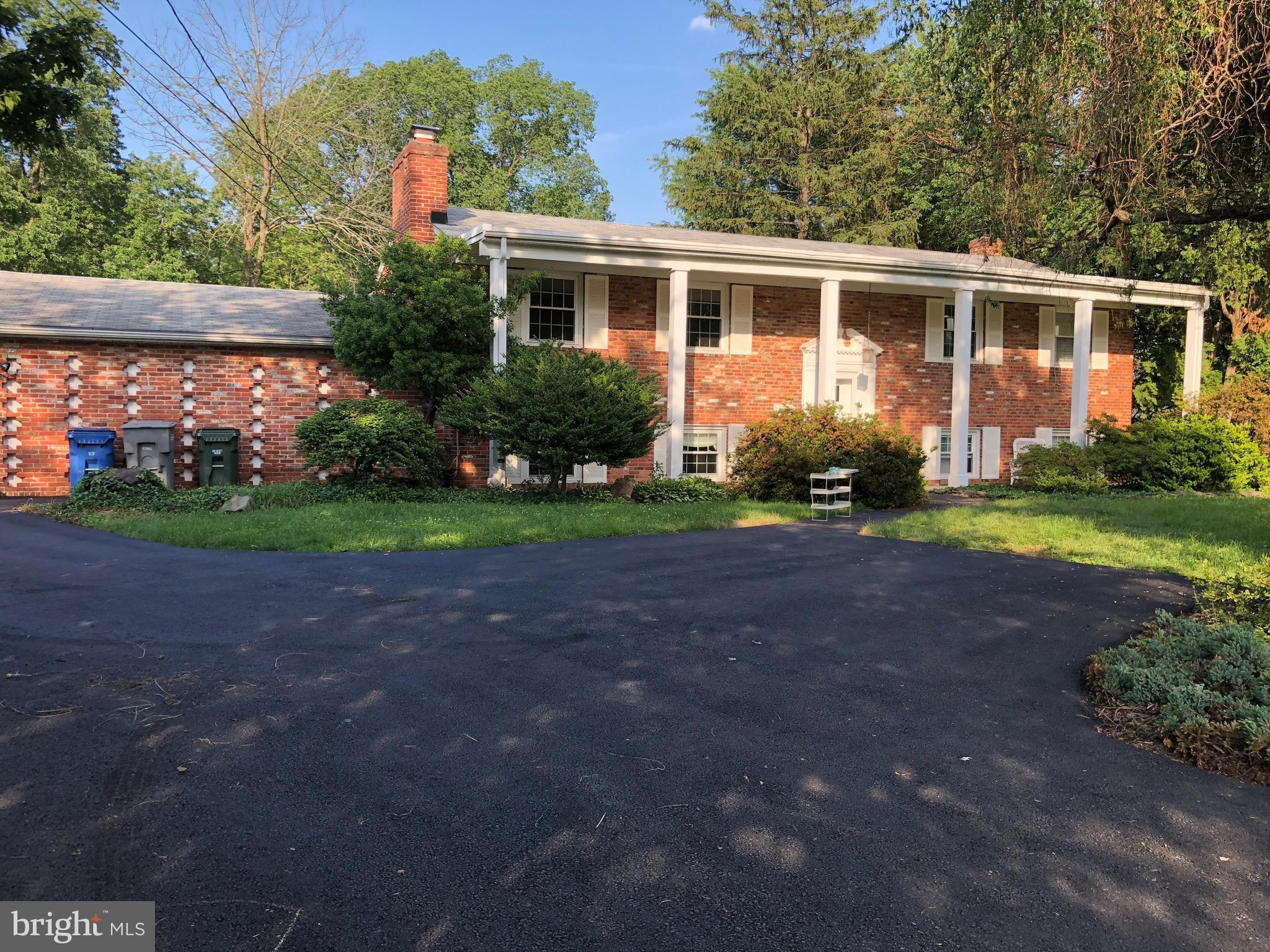 WESTBURY HEIGHTS - Residential Lease