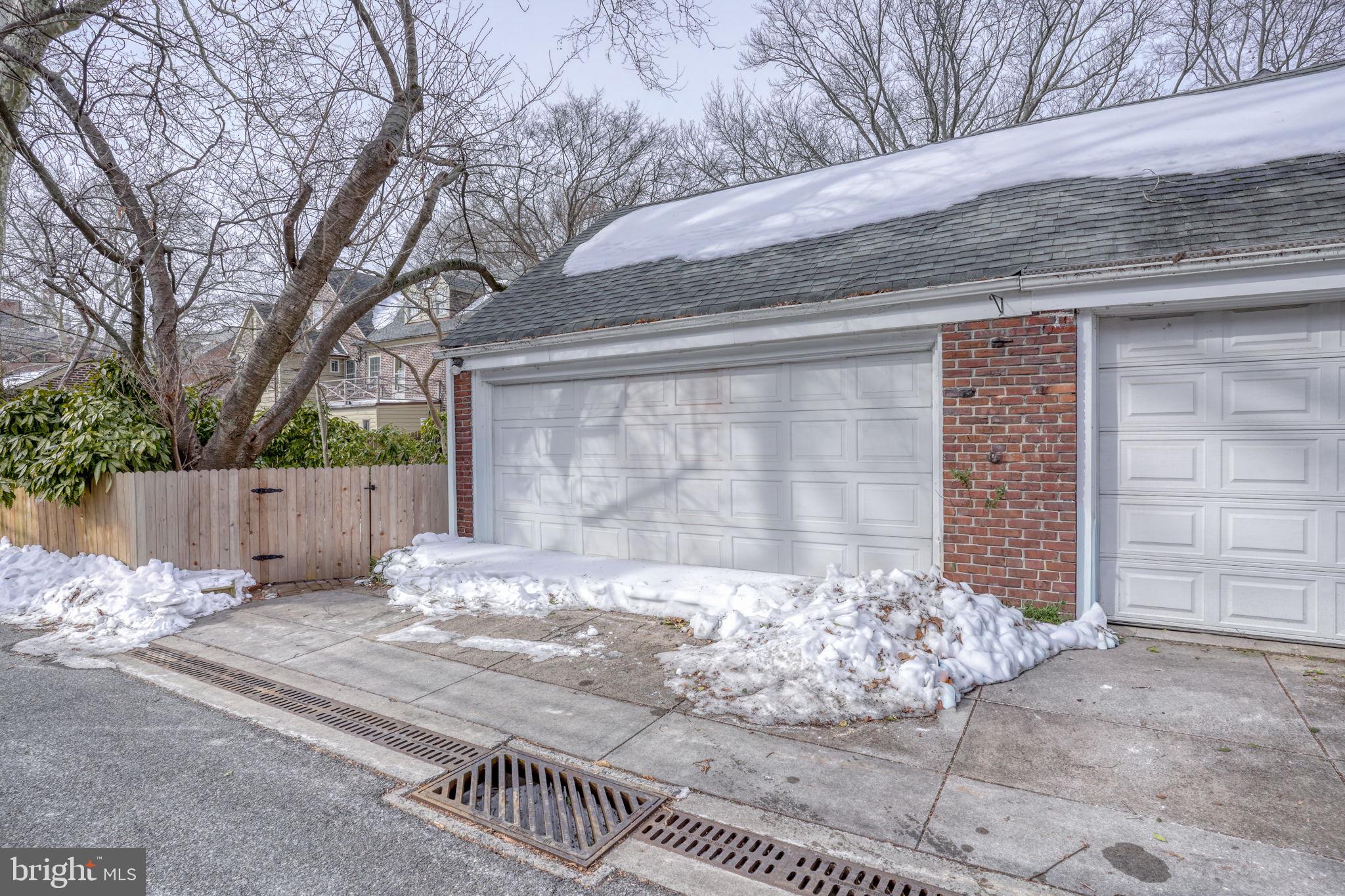 WAWASET PARK - Residential