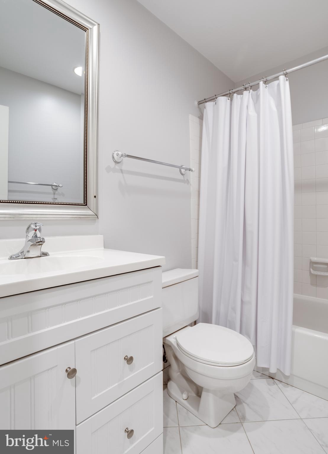 WOODWALK - Residential Lease