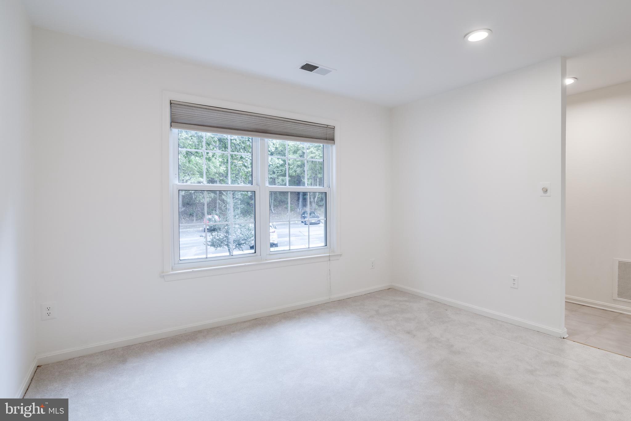 WOODWALK - Residential Lease