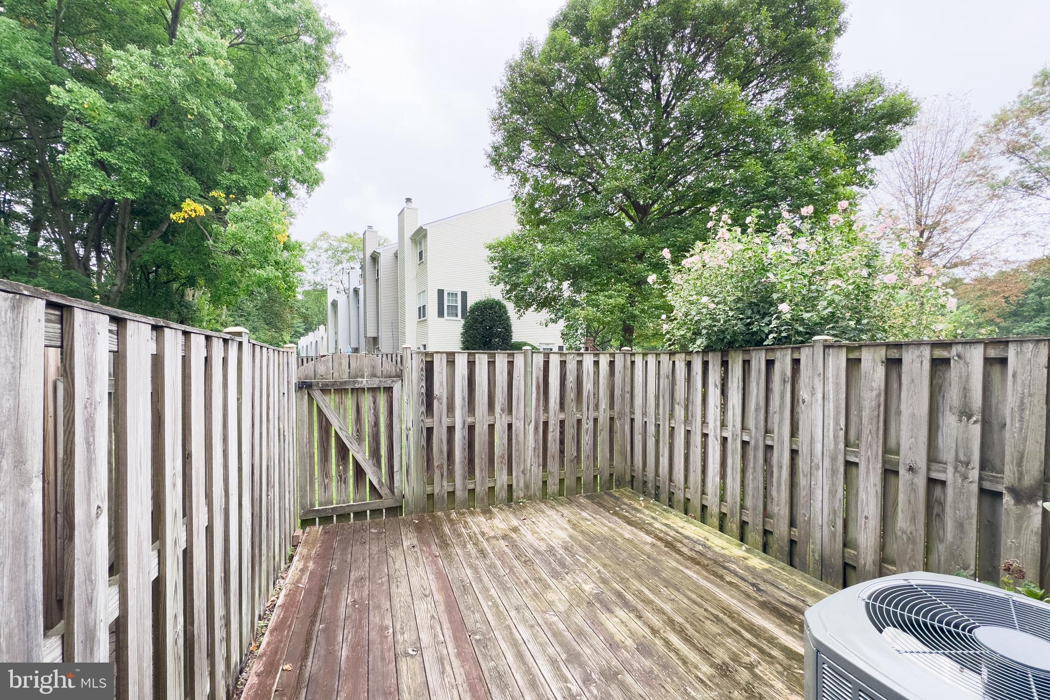 WOODWALK - Residential Lease