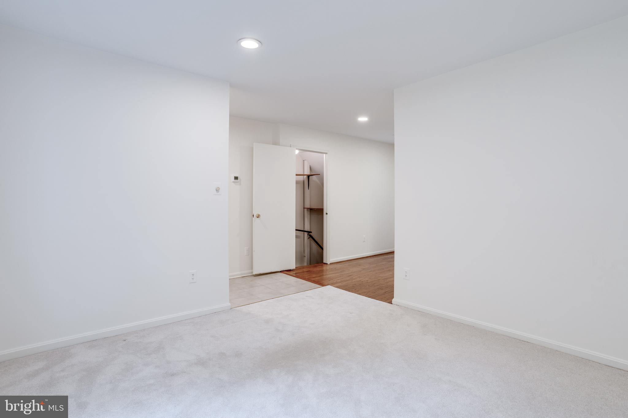 WOODWALK - Residential Lease