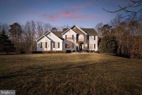 Photo of 71 Hemlock Drive, NEW EGYPT, NJ 08533 (MLS # NJOC2038964)