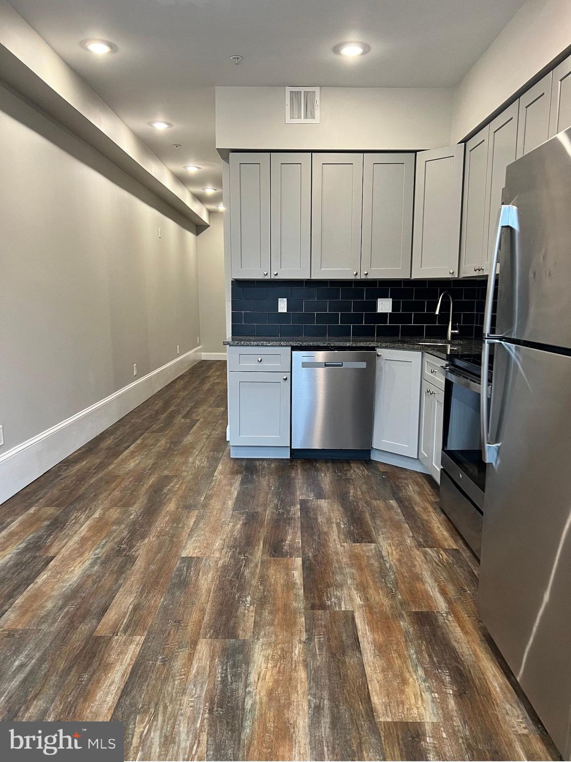 SHARSWOOD - Residential Lease