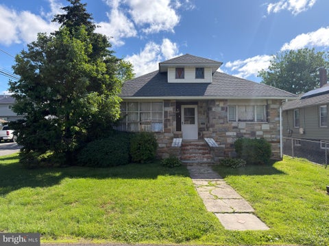 Photo of 849 Edgewood Avenue #W, BENSALEM, PA 19020 (MLS # PABU2123070)