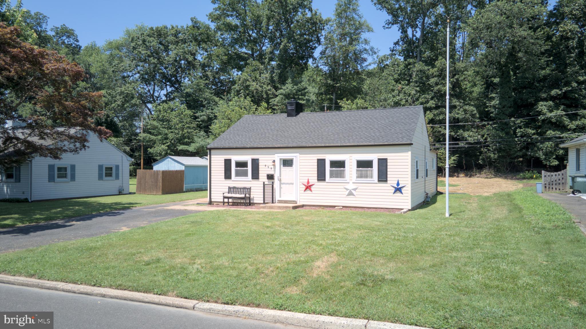 898 WILLOPENN DRIVE