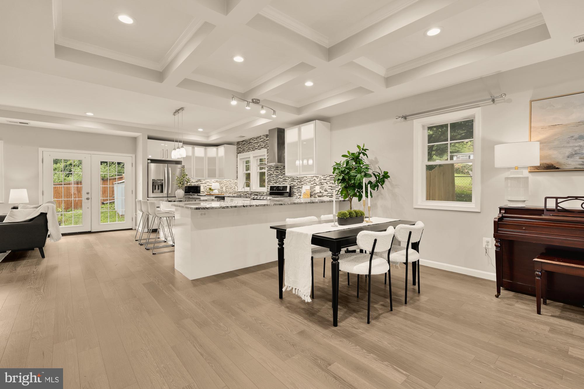 3124 CHEPSTOW LANE