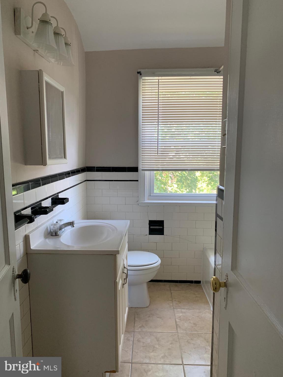 GOVANS - Residential Lease