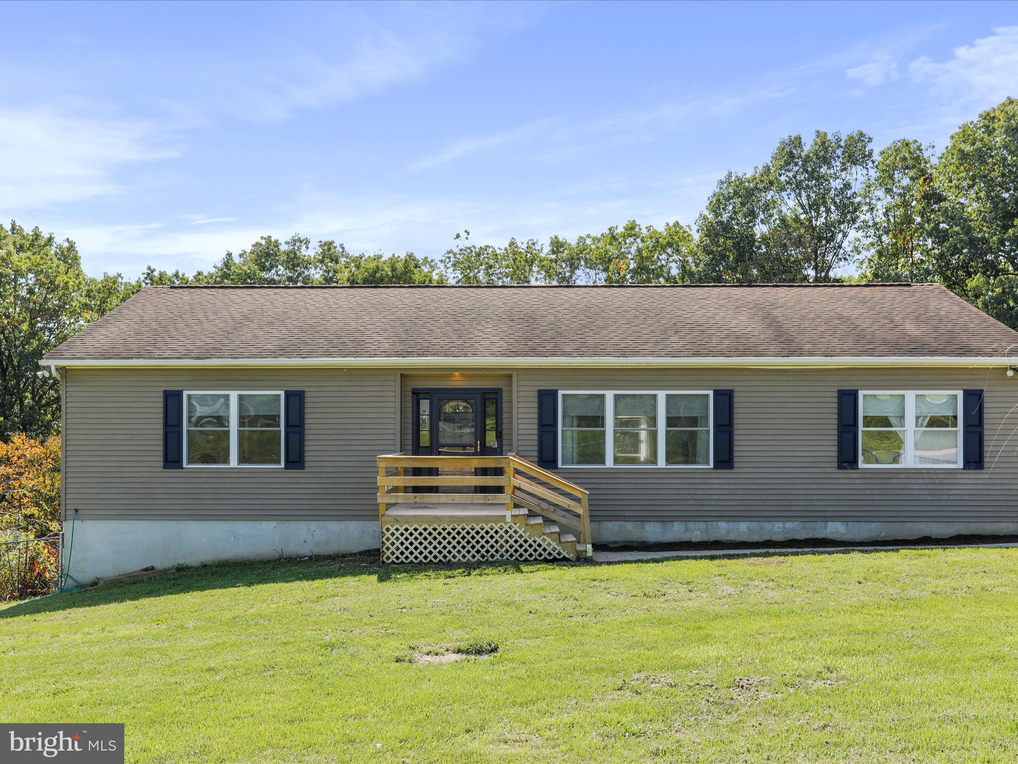 SHERMAN ESTATES - Residential