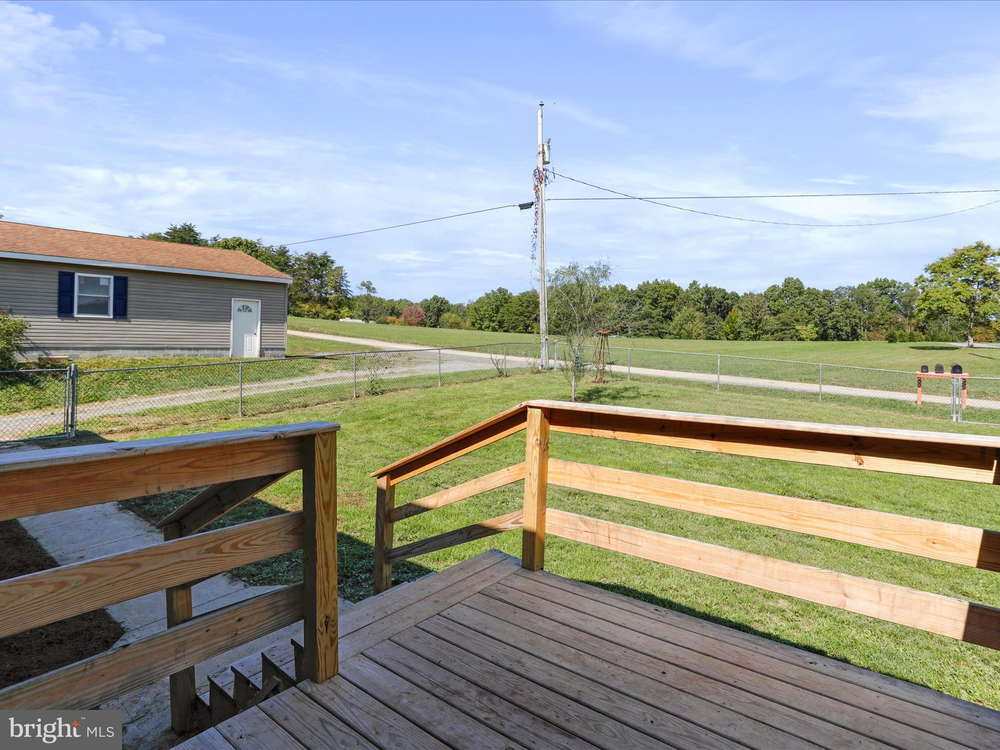 SHERMAN ESTATES - Residential