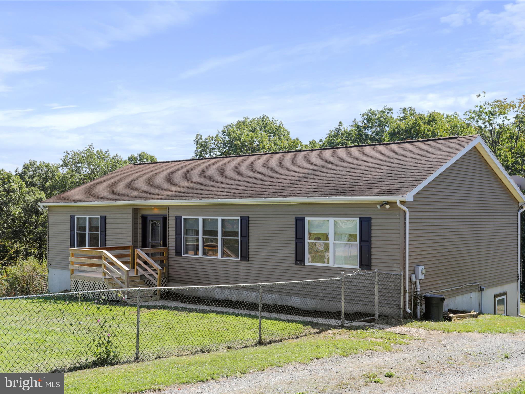 SHERMAN ESTATES - Residential