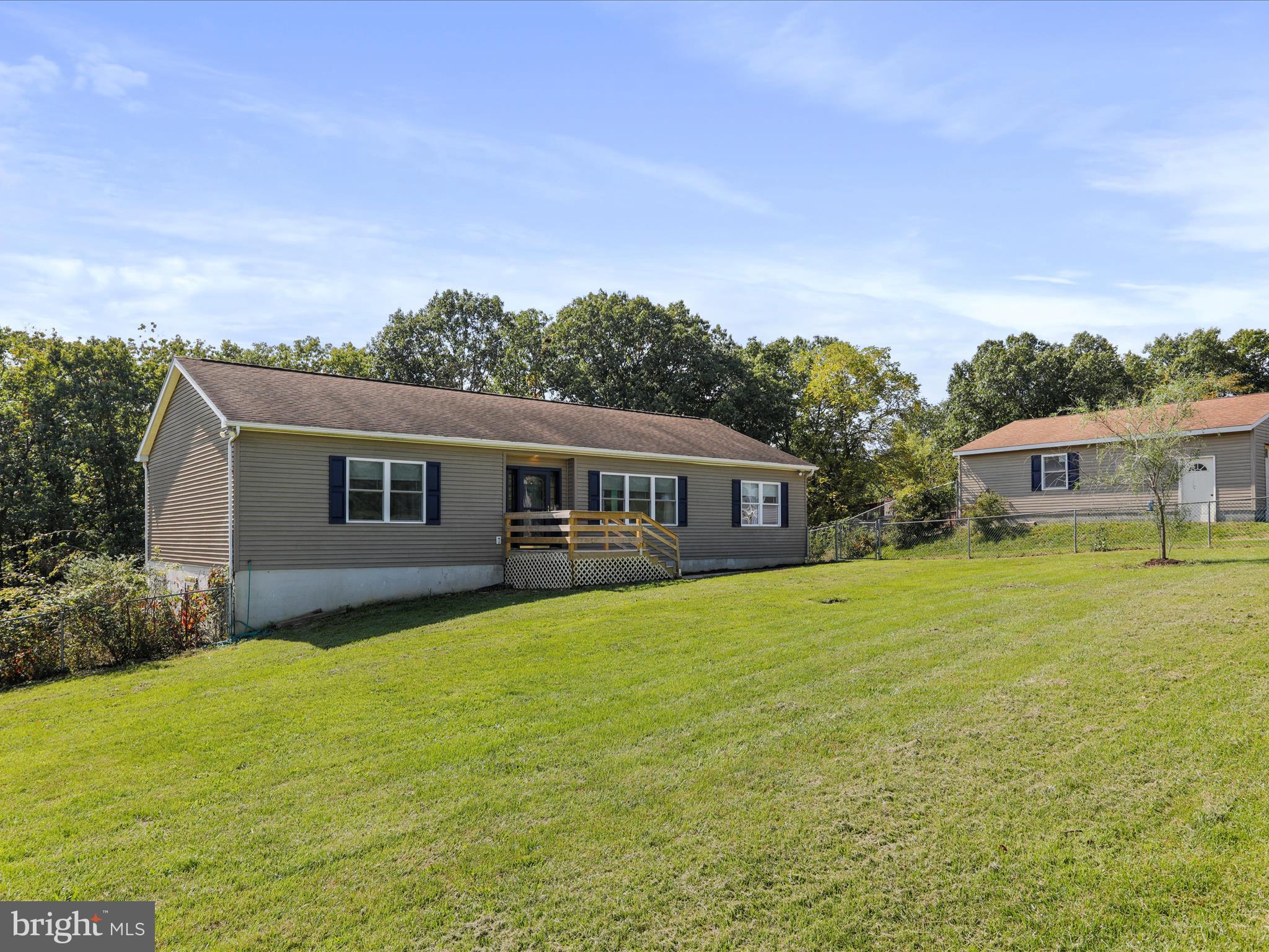 SHERMAN ESTATES - Residential