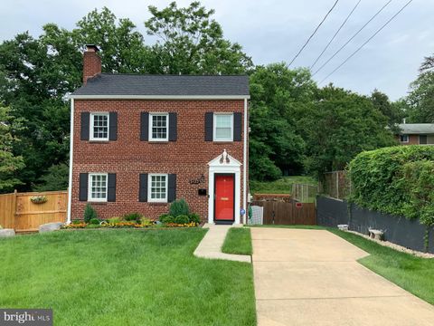 1432 35TH STREET SE WASHINGTON DC 20020