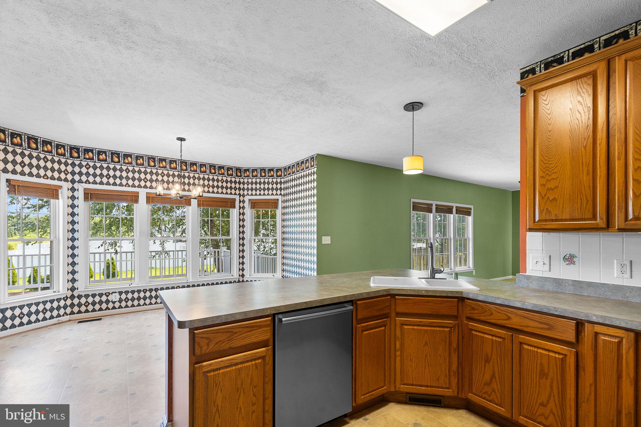 PELHAM'S CROSSING - Residential