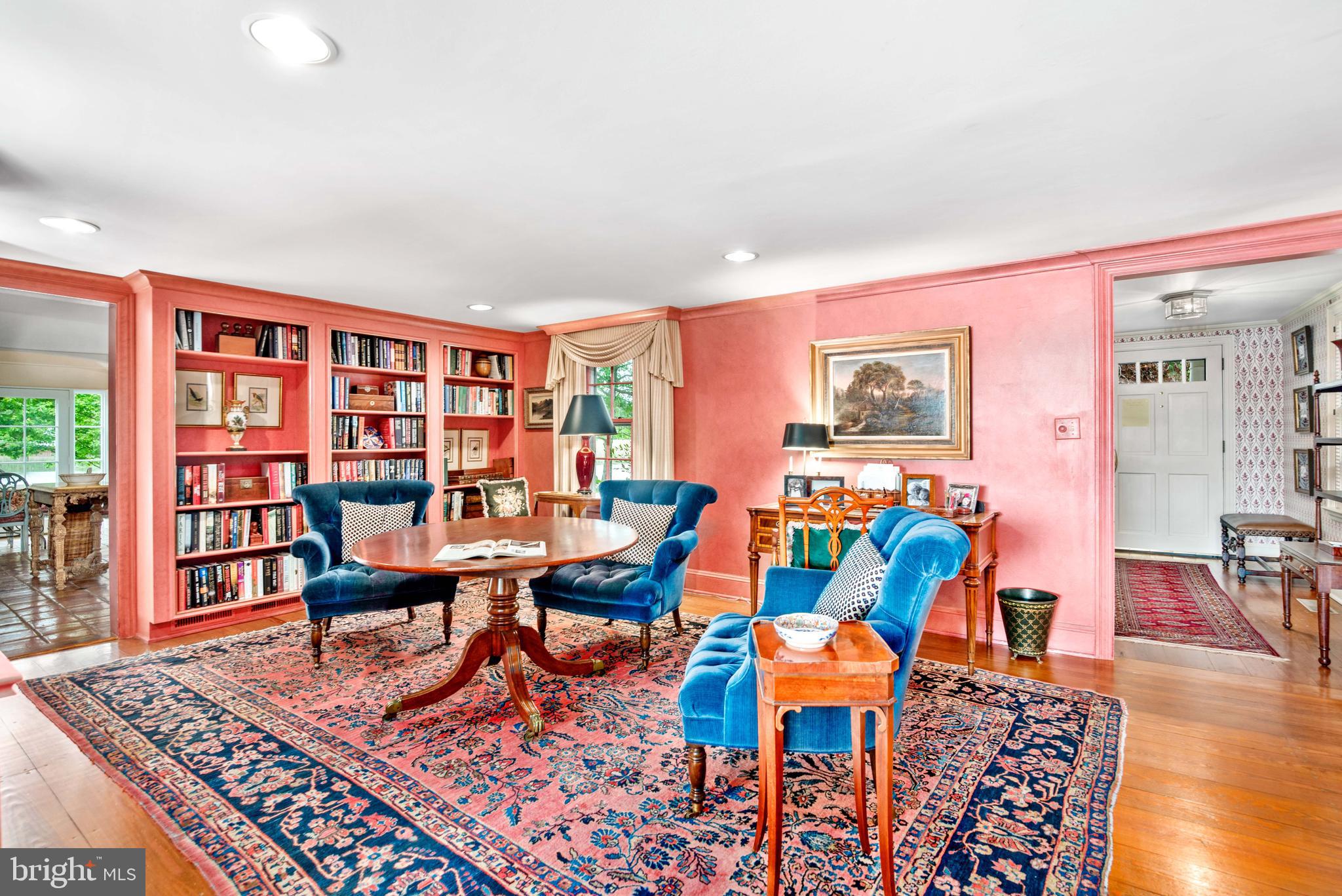 ROYAL OAK - Residential