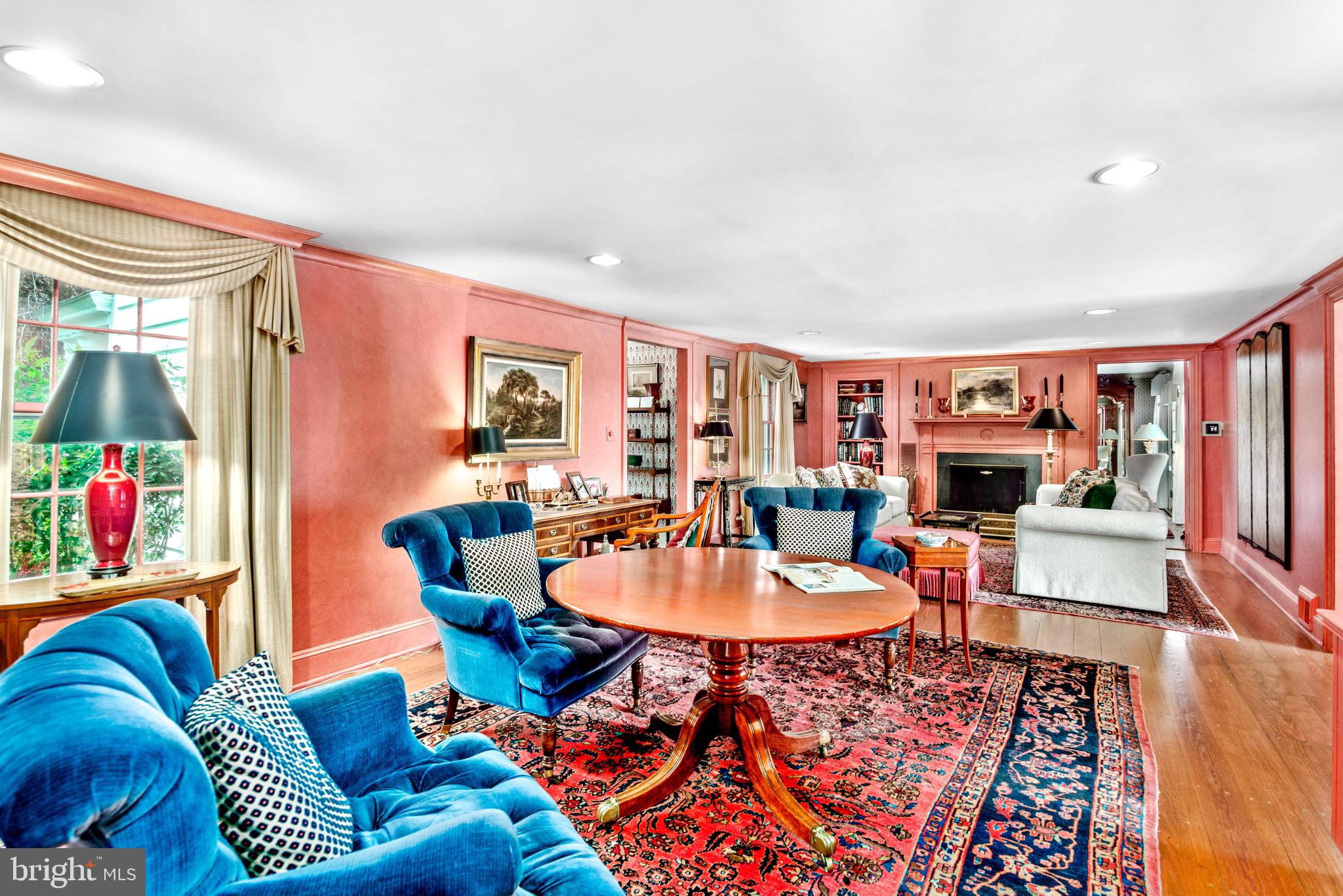 ROYAL OAK - Residential