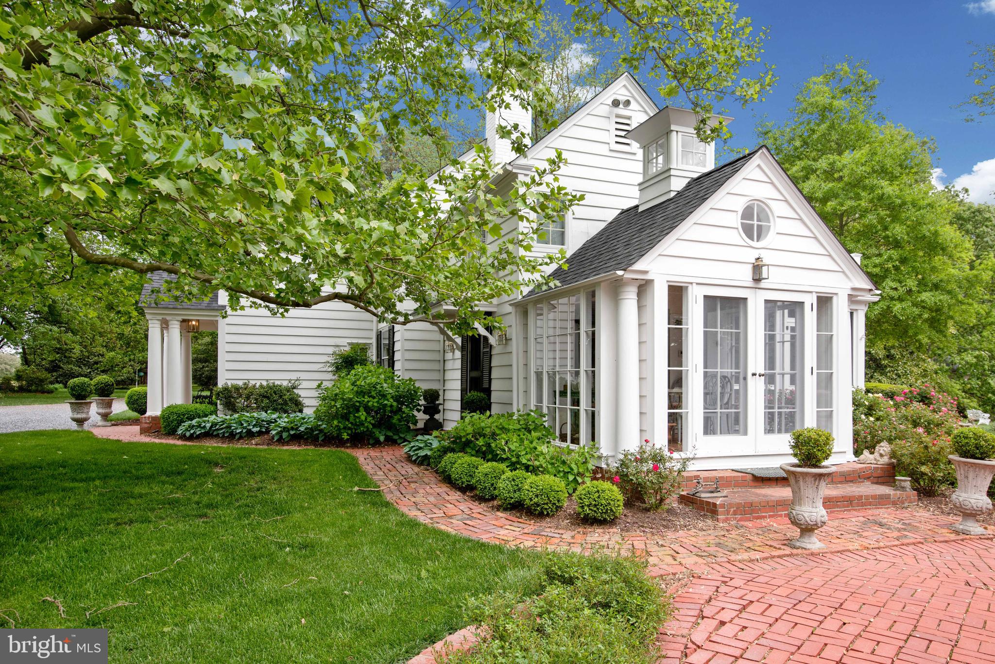 ROYAL OAK - Residential