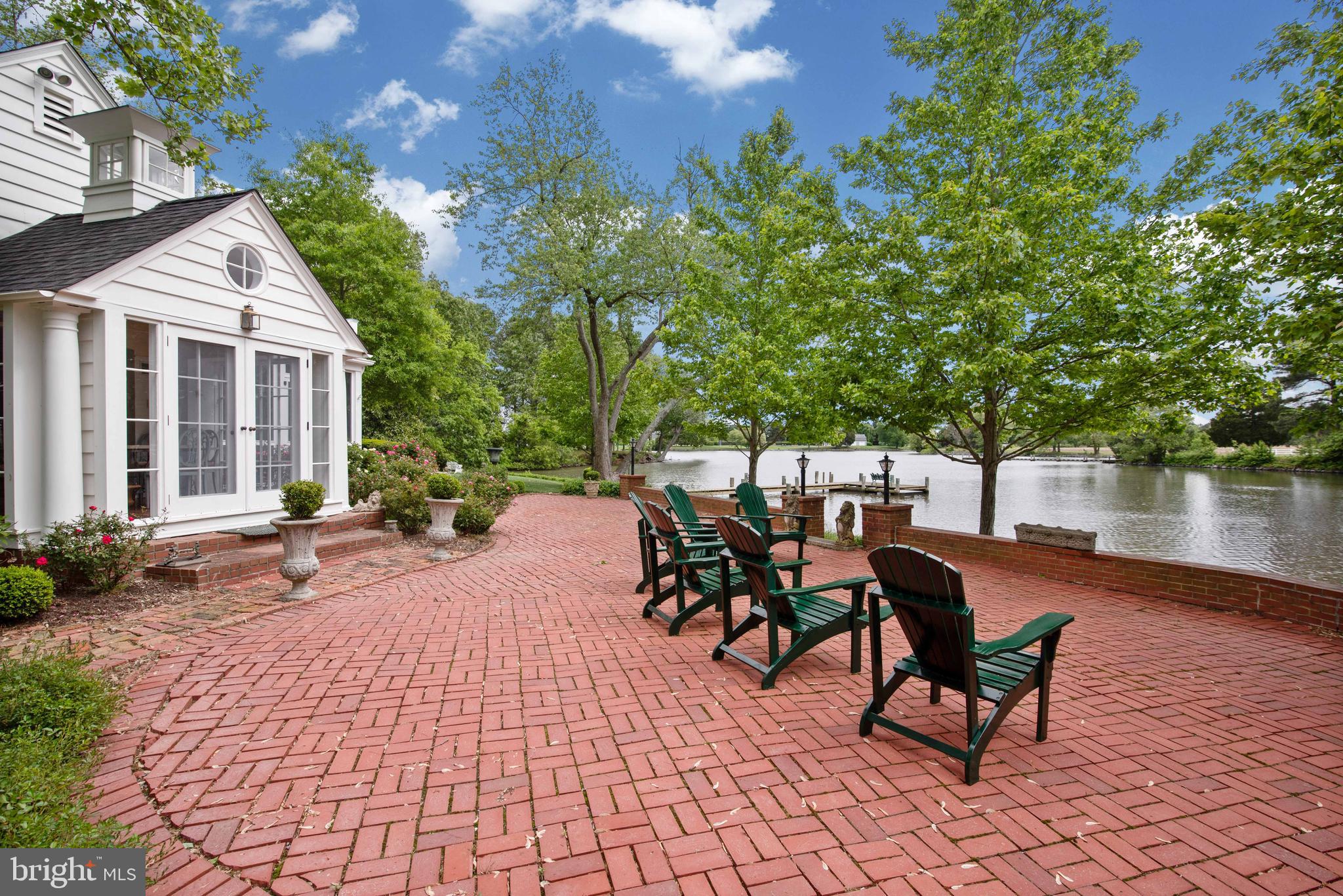 ROYAL OAK - Residential