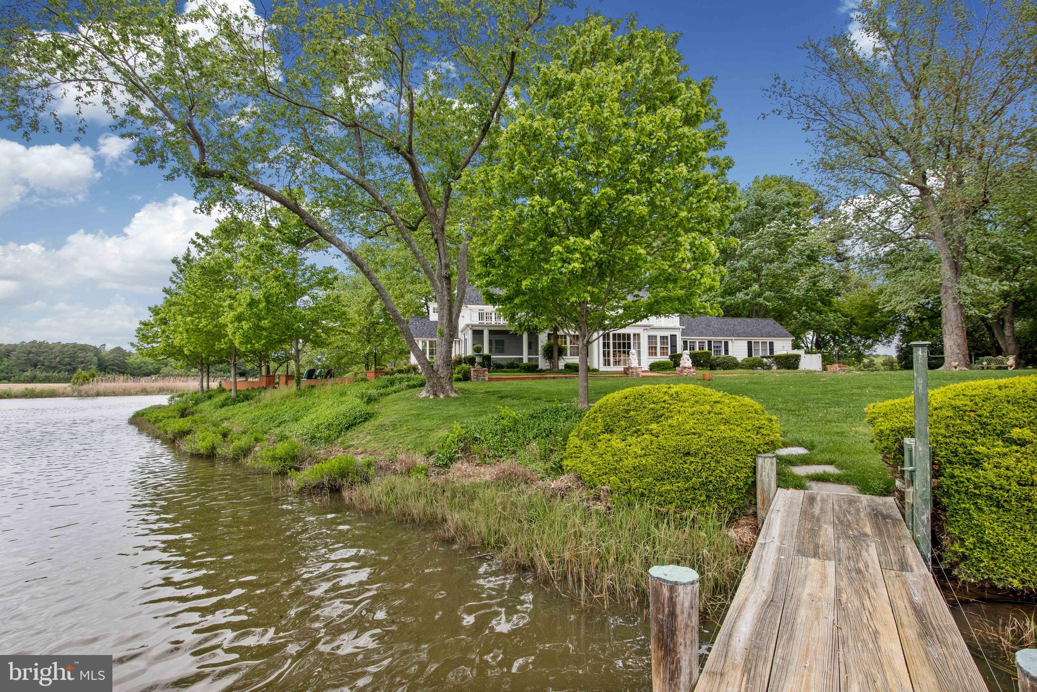 ROYAL OAK - Residential