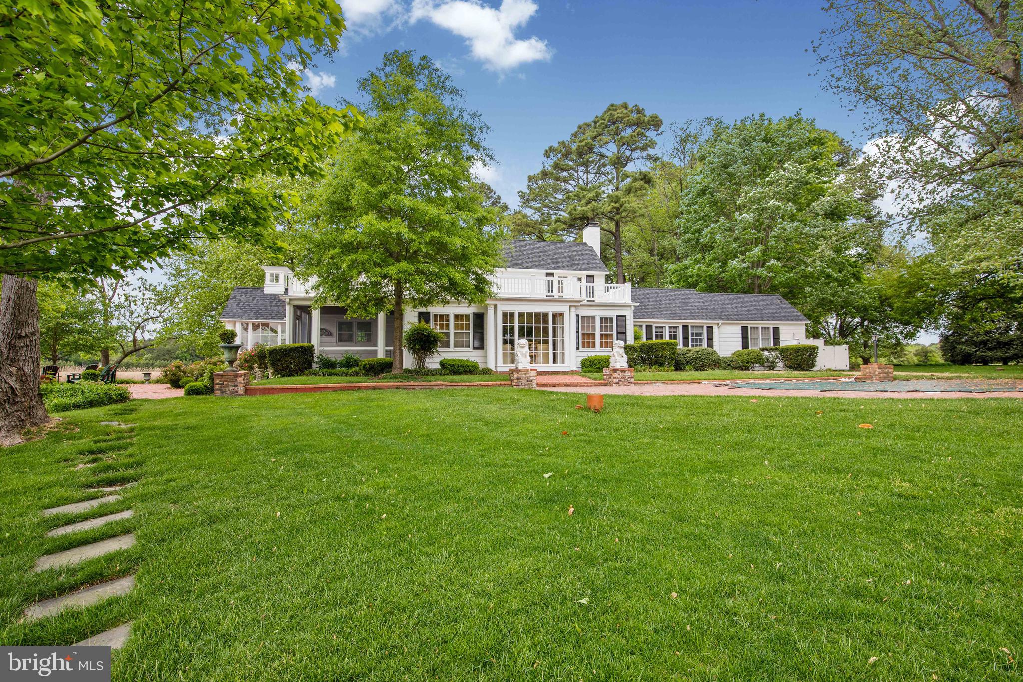 ROYAL OAK - Residential