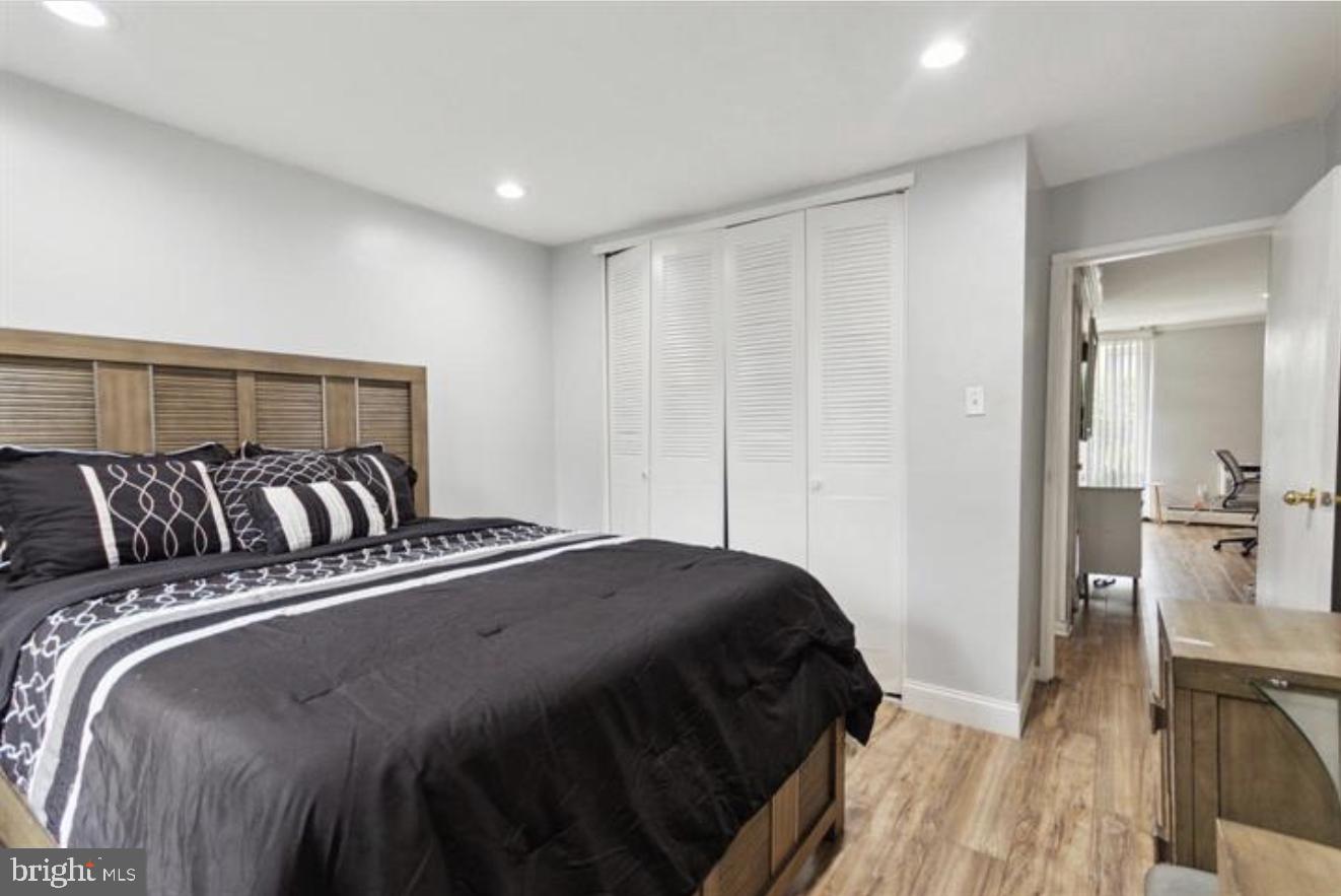 CONTEMPORARY VLG - Residential