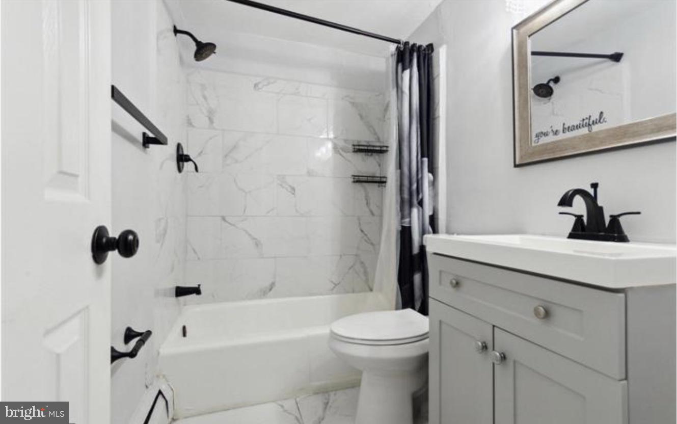 CONTEMPORARY VLG - Residential