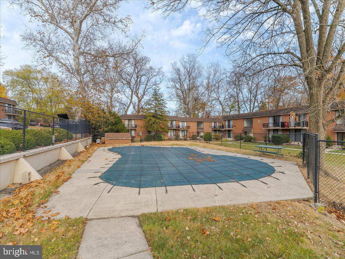 CONTEMPORARY VLG - Residential