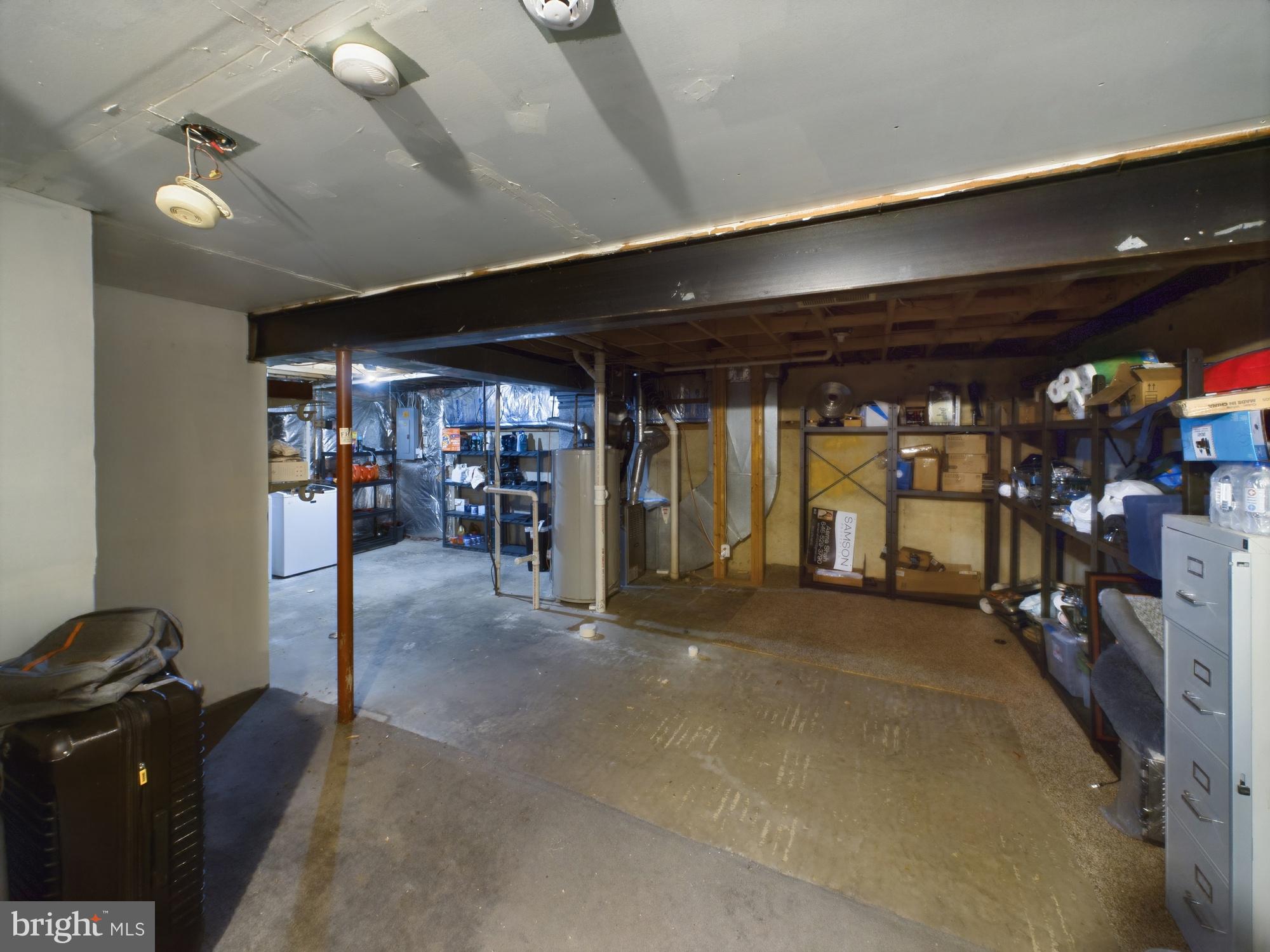 CHELSEA COURT - Residential