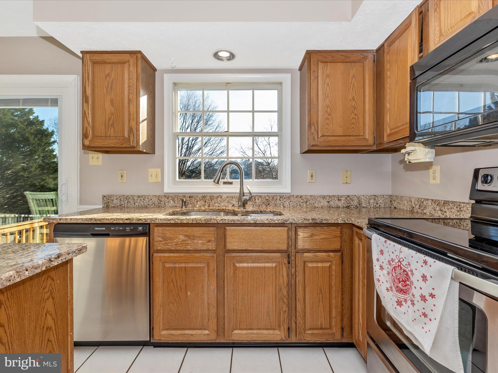 EAGLEHEAD SUMMERFIELD - Residential