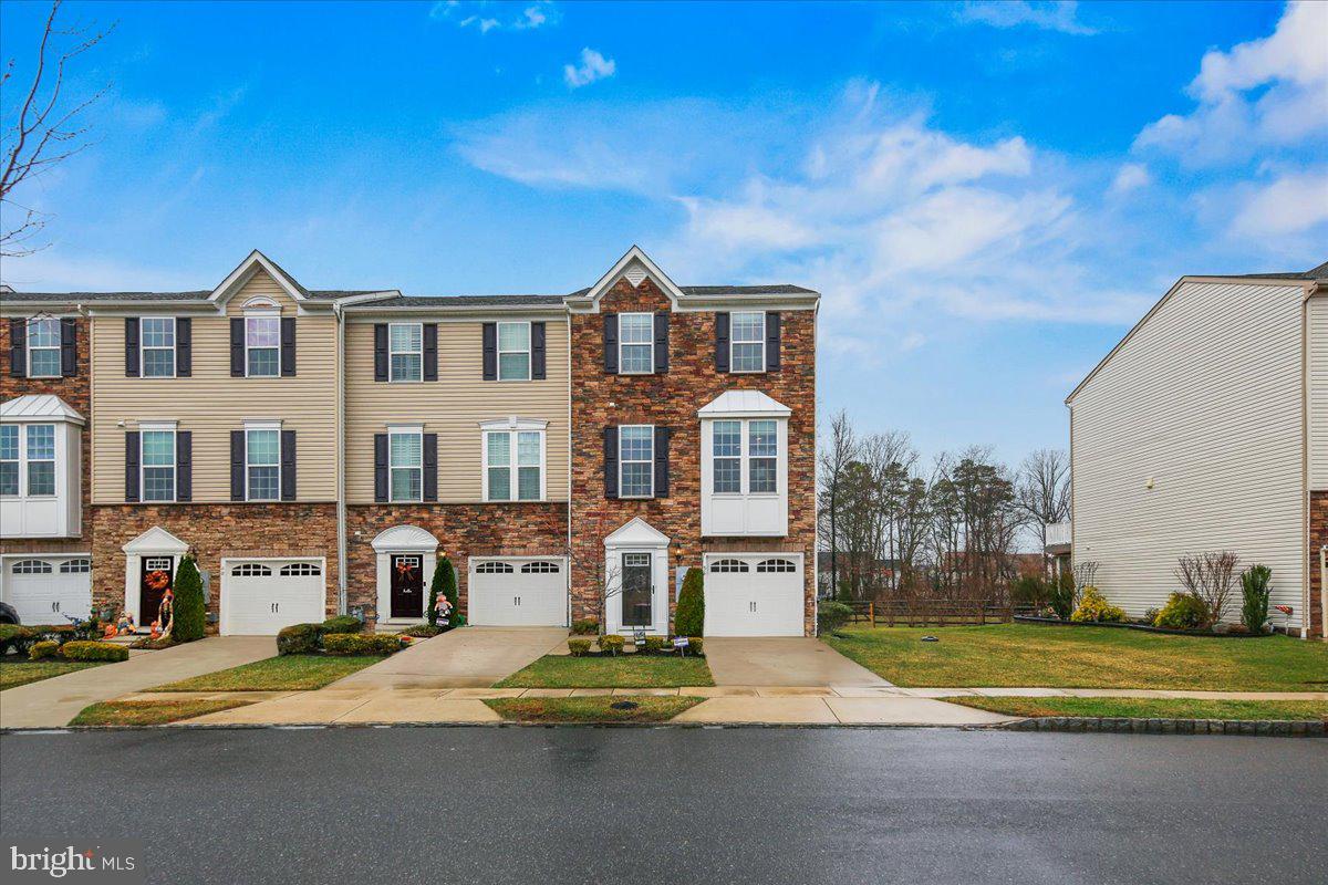 56 VILLAGE GREEN LANE