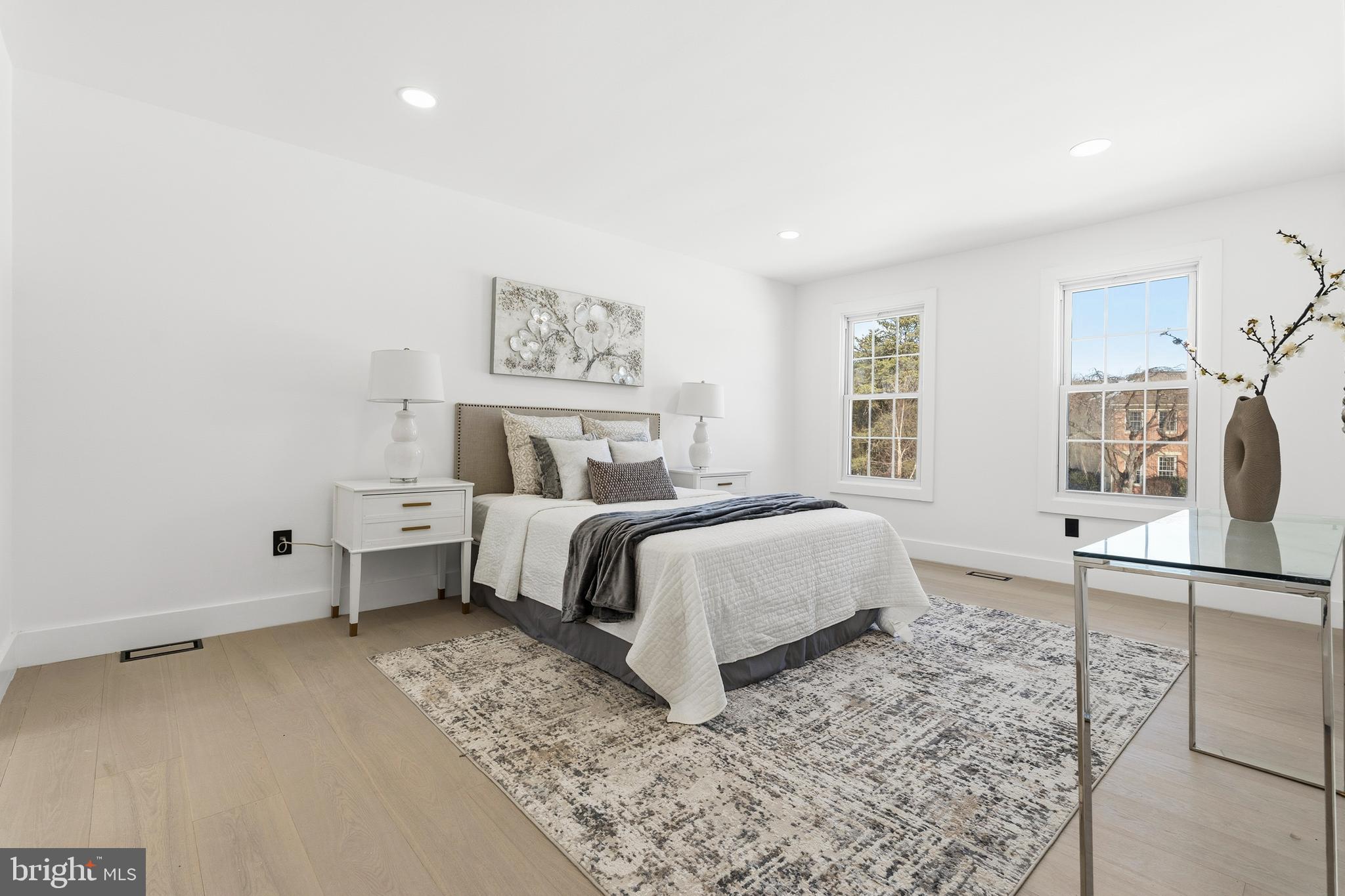 SHAKER WOODS - Residential