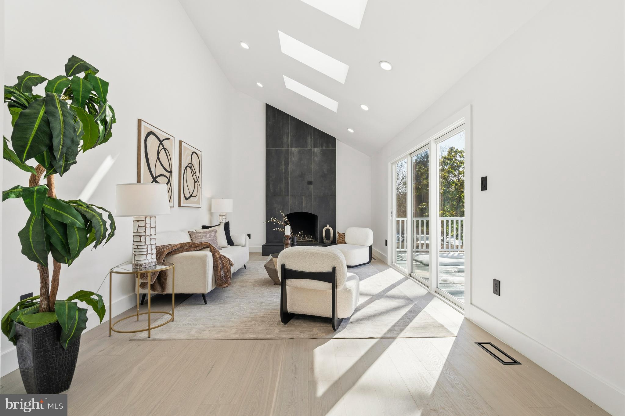 SHAKER WOODS - Residential