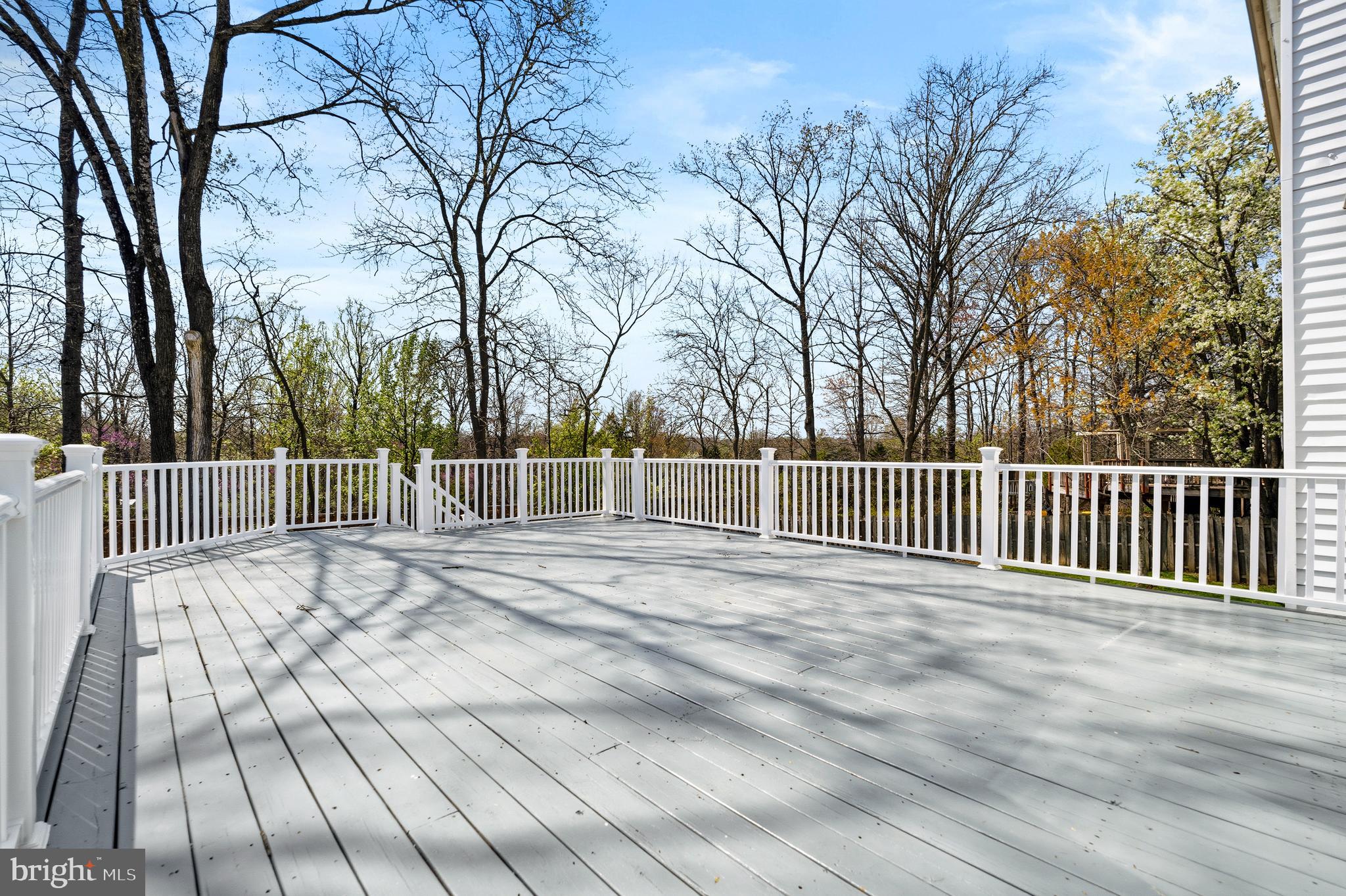 SHAKER WOODS - Residential