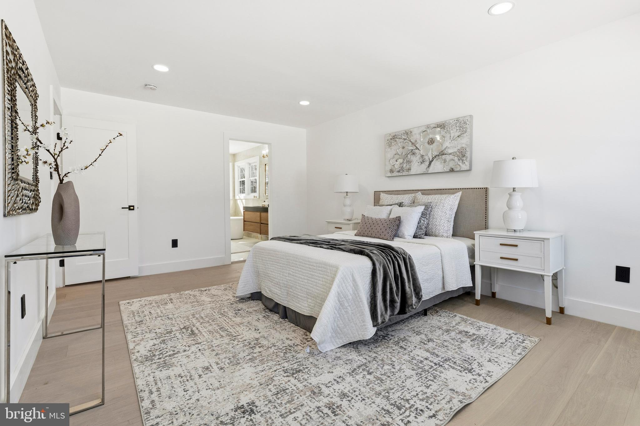 SHAKER WOODS - Residential