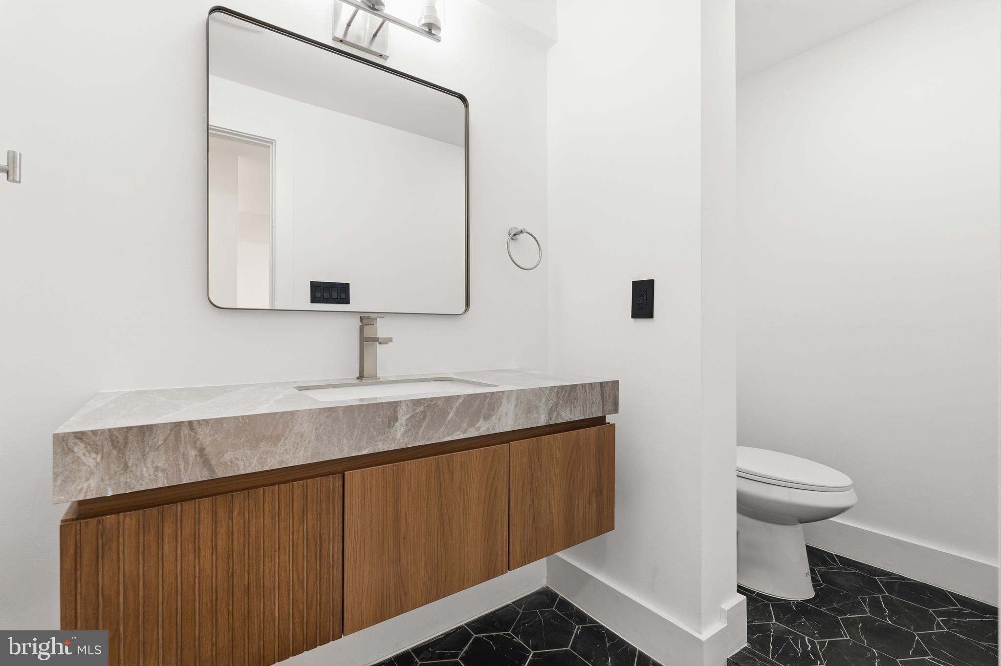 SHAKER WOODS - Residential