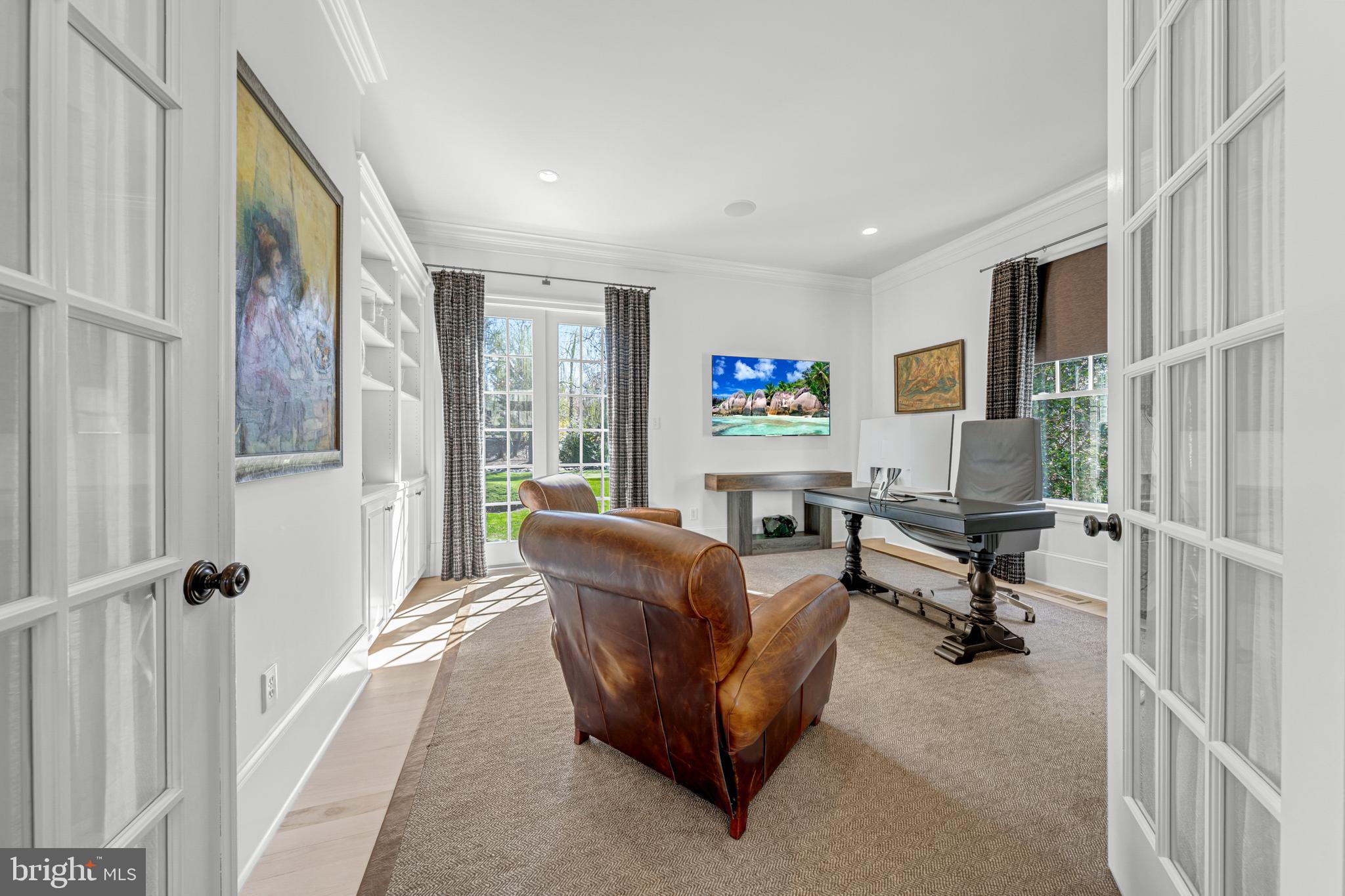 POTOMAC VILLAGE - Residential