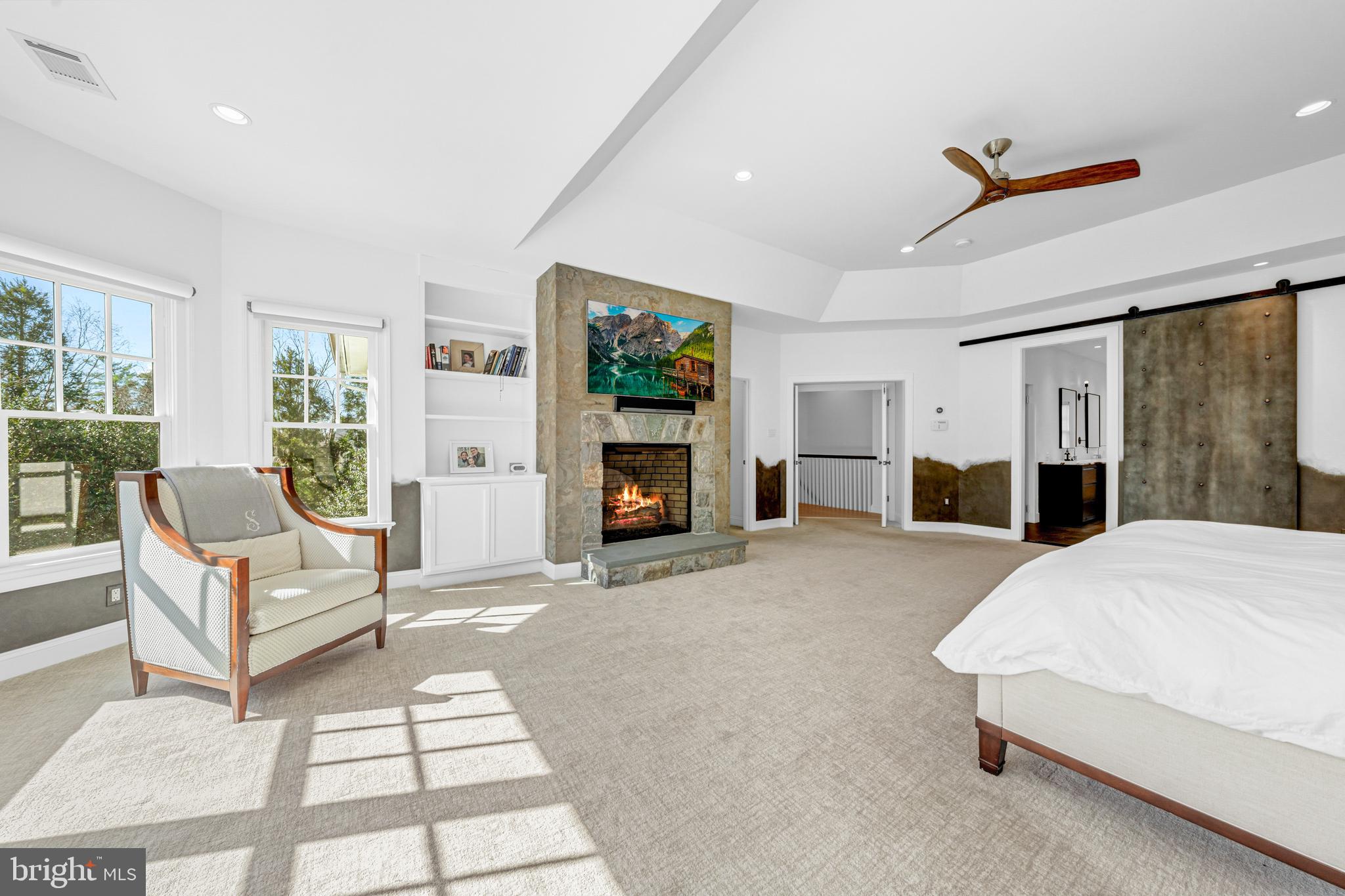 POTOMAC VILLAGE - Residential