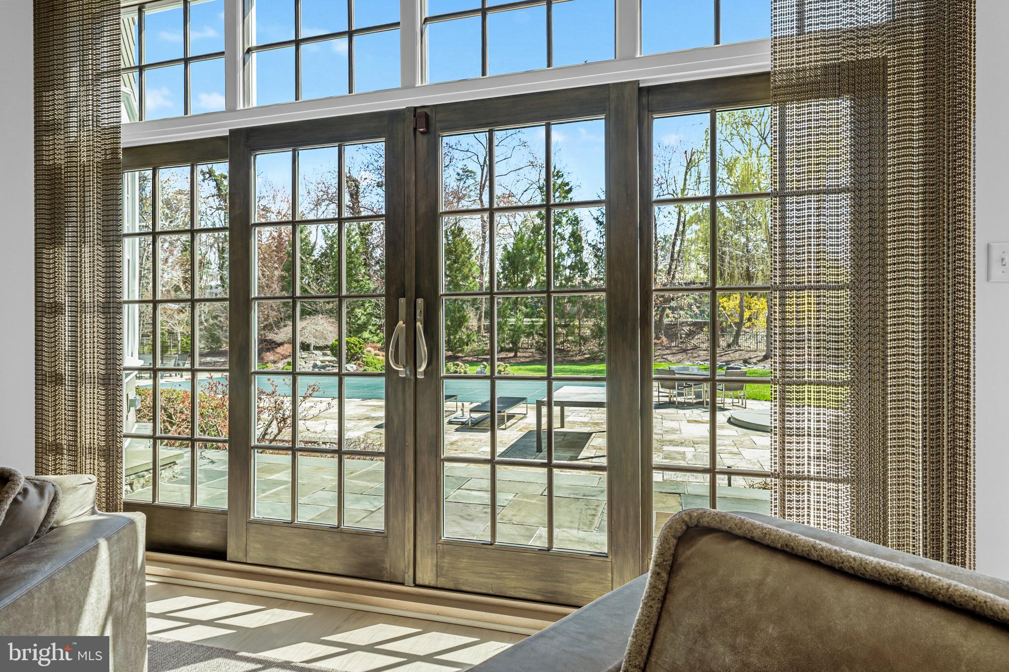 POTOMAC VILLAGE - Residential