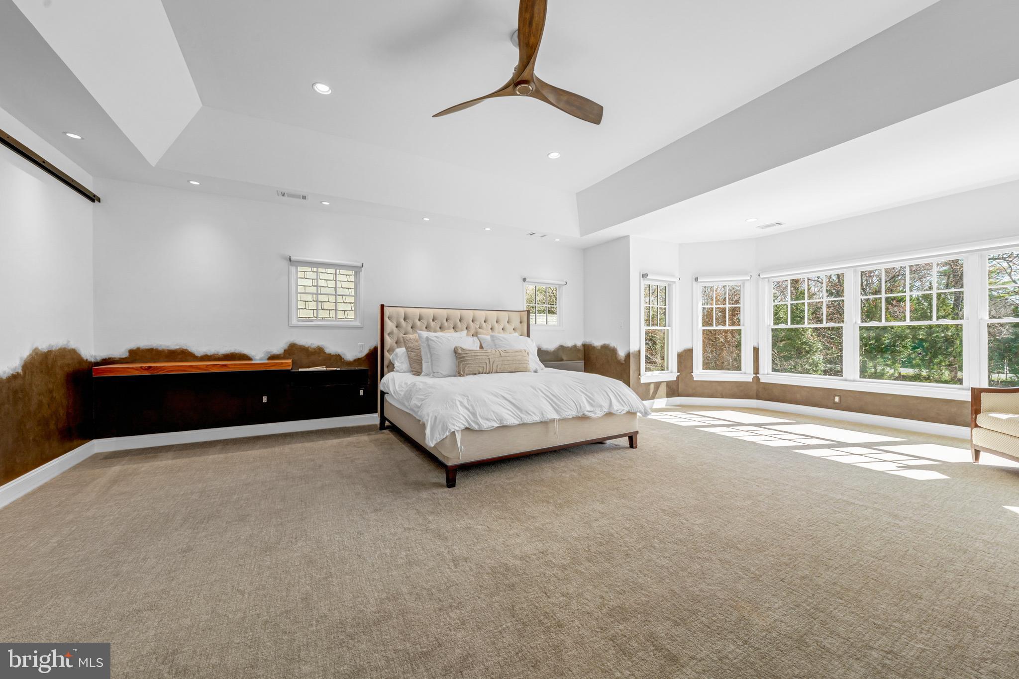 POTOMAC VILLAGE - Residential