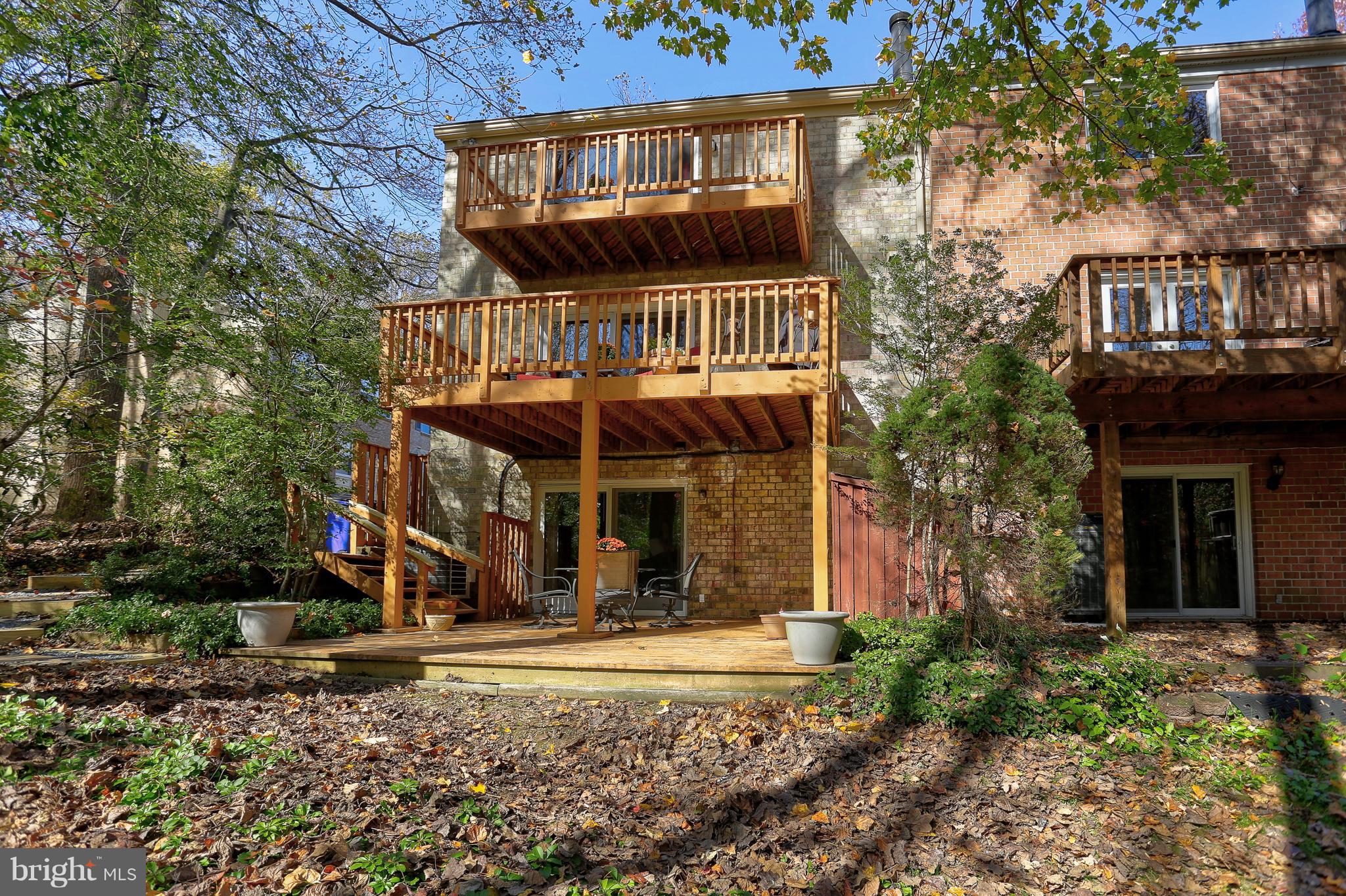 VILLAGE OF HICKORY RIDGE - Residential