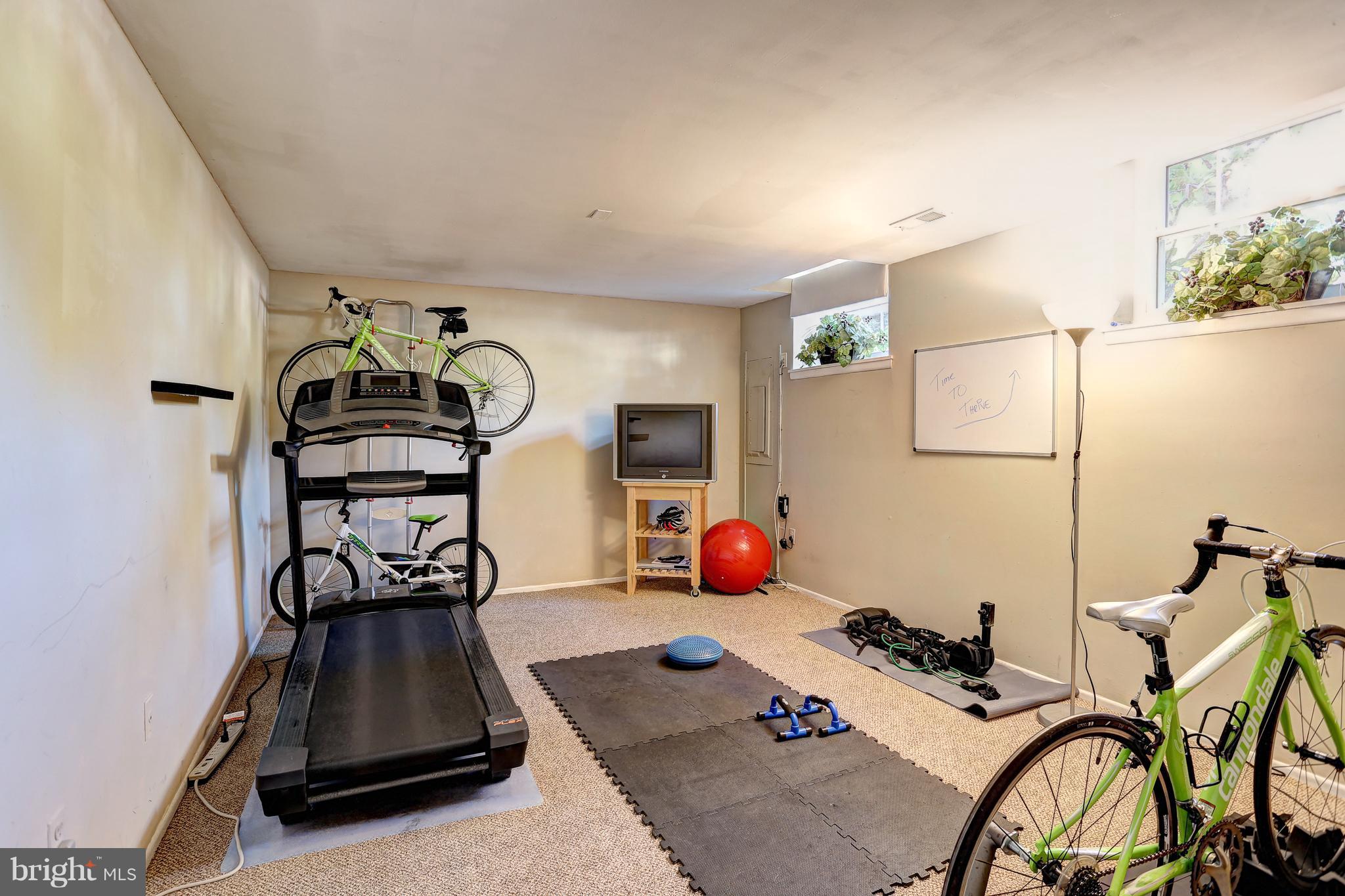 VILLAGE OF HICKORY RIDGE - Residential